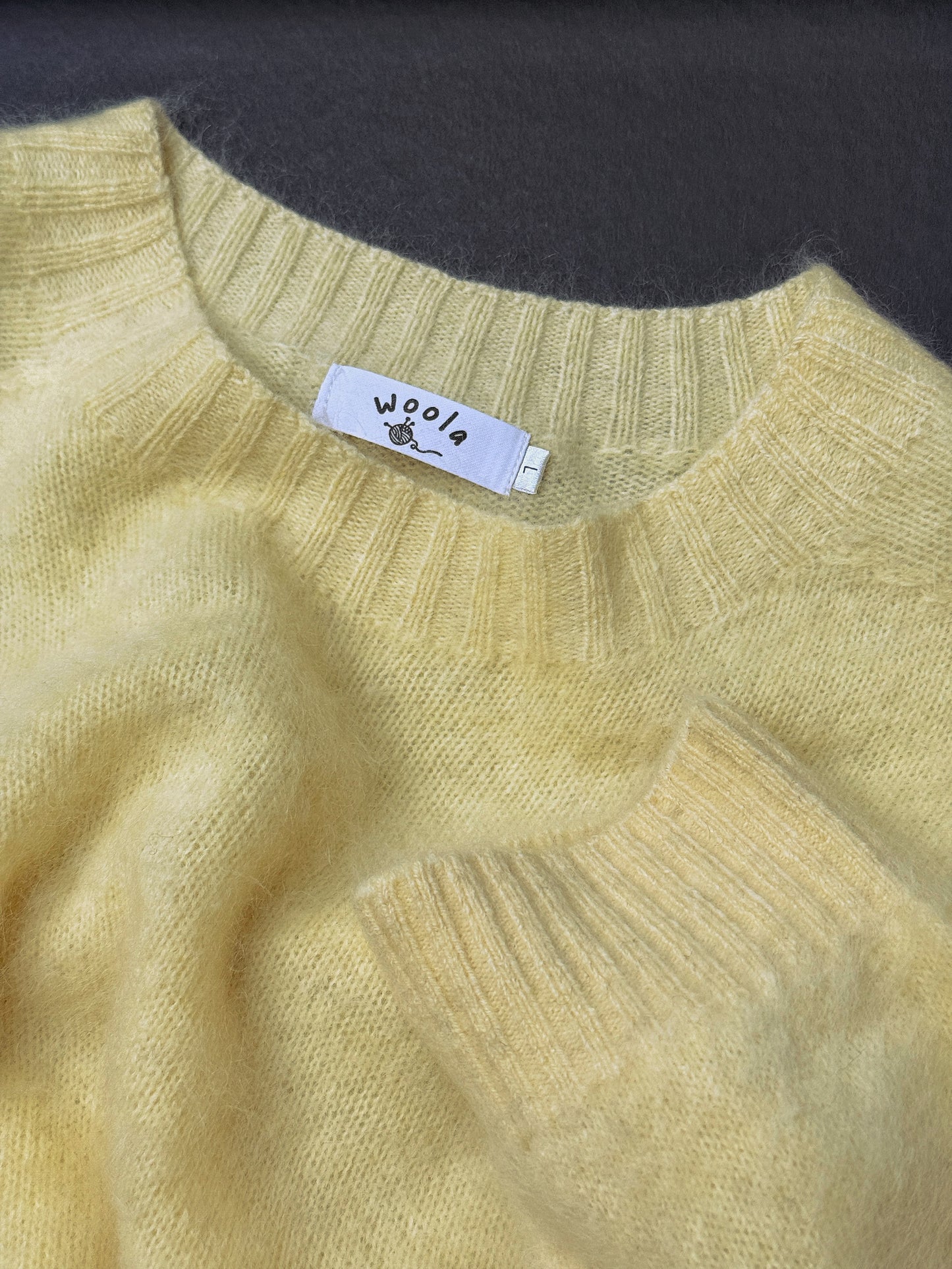 Brushed  87.7% Wool, 6.6% Cashmere, 5.7% Silk Crew-Neck Jumper