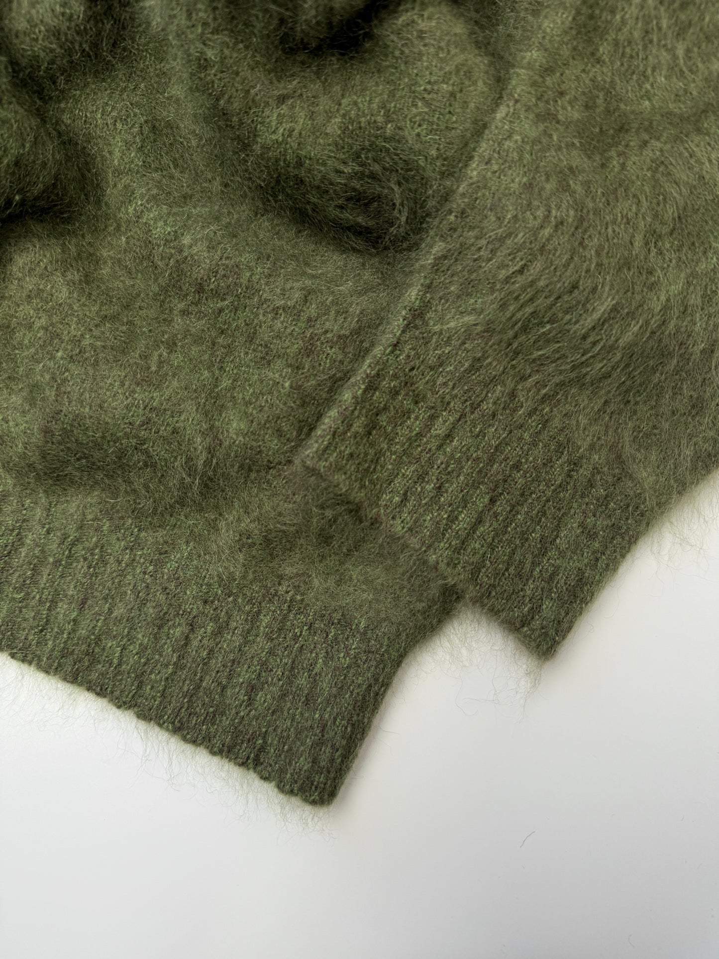 Brushed  87.7% Wool, 6.6% Cashmere, 5.7% Silk Crew-Neck Jumper